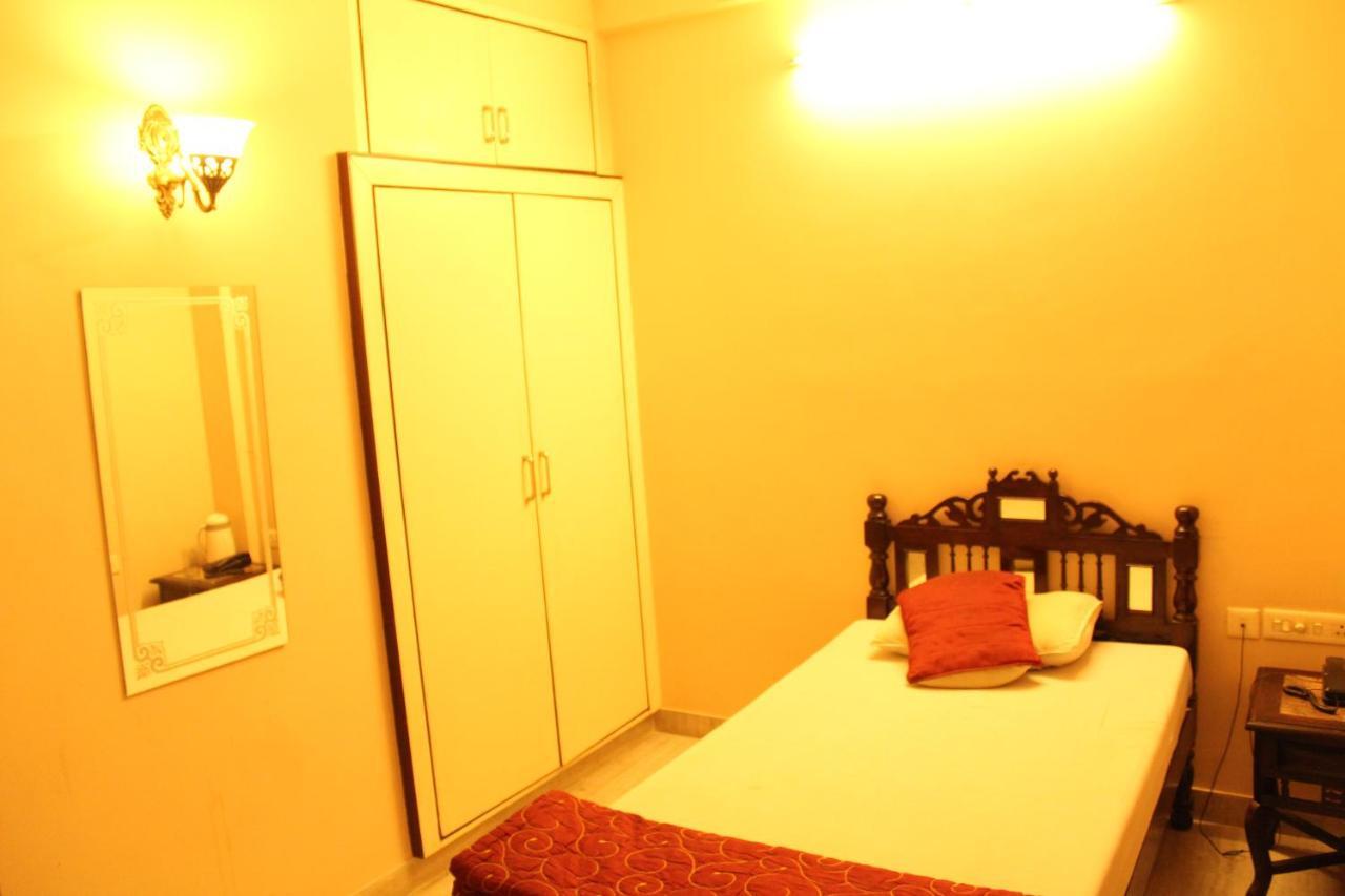 ג'איפור Hotel The Chit Chat Palace מראה חיצוני תמונה